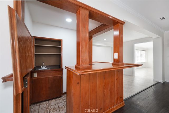 14151 Chandler, Sherman Oaks, CA 91401