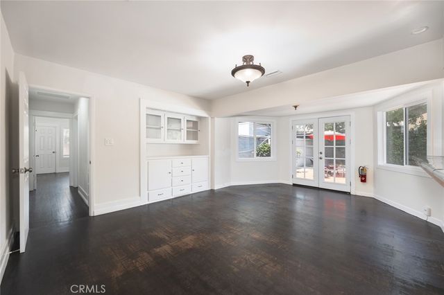 14151 Chandler, Sherman Oaks, CA 91401