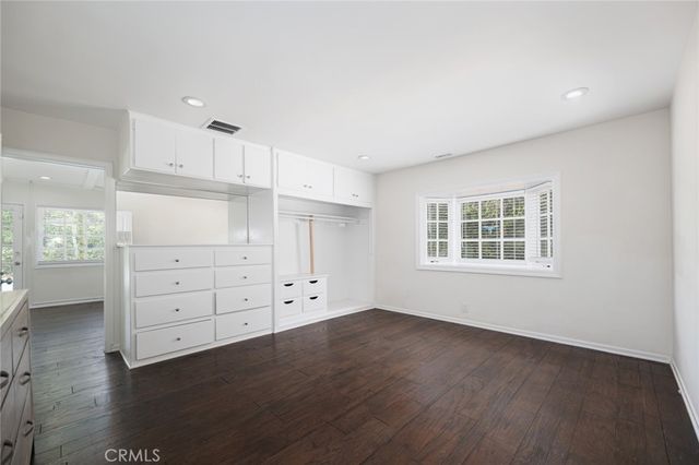 14151 Chandler, Sherman Oaks, CA 91401