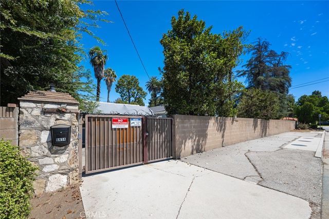 14151 Chandler, Sherman Oaks, CA 91401