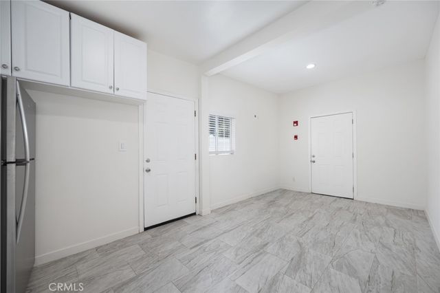 14151 Chandler, Sherman Oaks, CA 91401