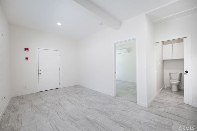 14151 Chandler, Sherman Oaks, CA 91401