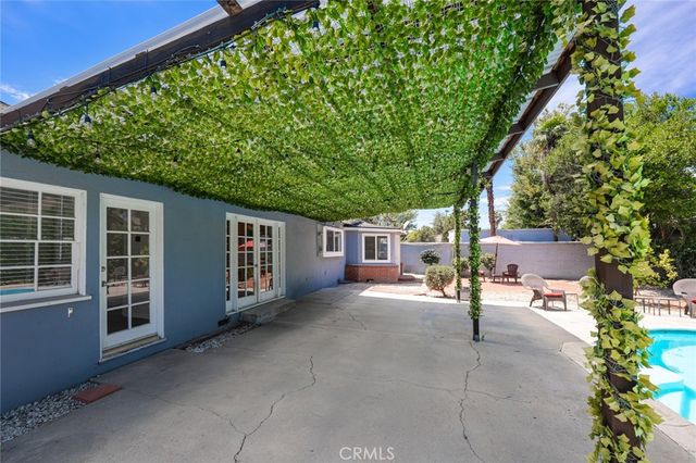 14151 Chandler, Sherman Oaks, CA 91401