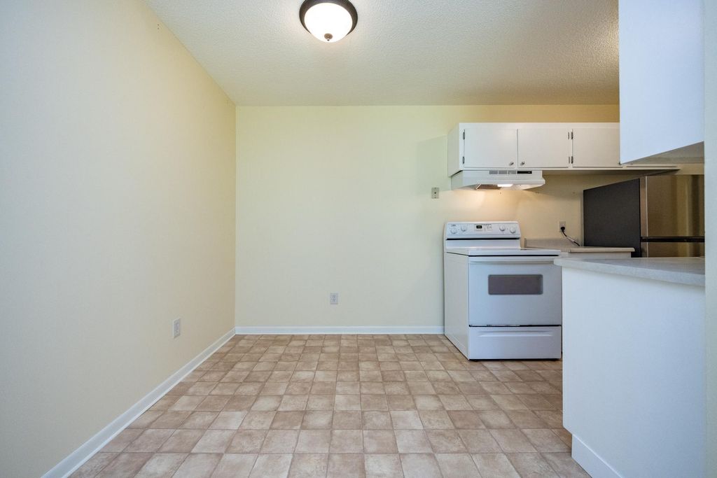 2007 E 122nd Street B5, Burnsville, MN 55337 — photo 4