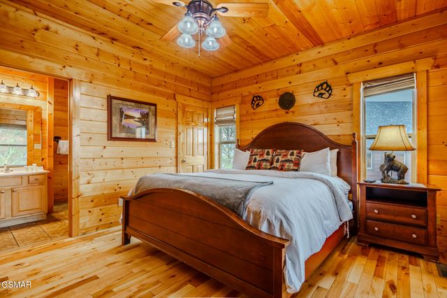 3329 Grouse Ridge Lane, Sevierville, TN 37876