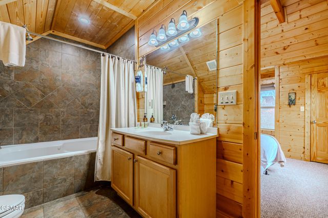 3329 Grouse Ridge Lane, Sevierville, TN 37876