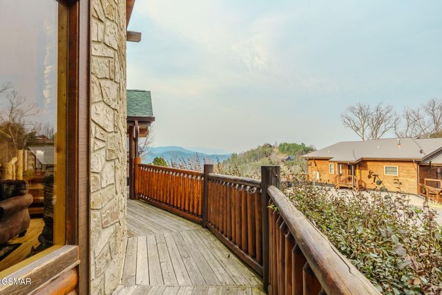 3329 Grouse Ridge Lane, Sevierville, TN 37876