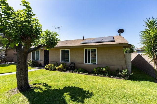 485 E Randall, Rialto, CA 92376