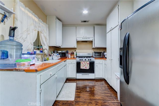 485 E Randall, Rialto, CA 92376