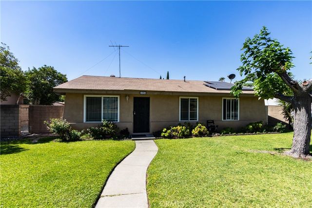 485 E Randall, Rialto, CA 92376