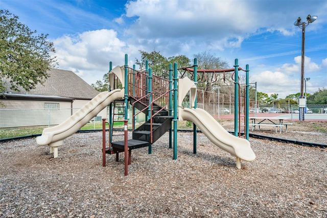 7800 FAIRLAWN DRIVE, Hudson, FL 34667