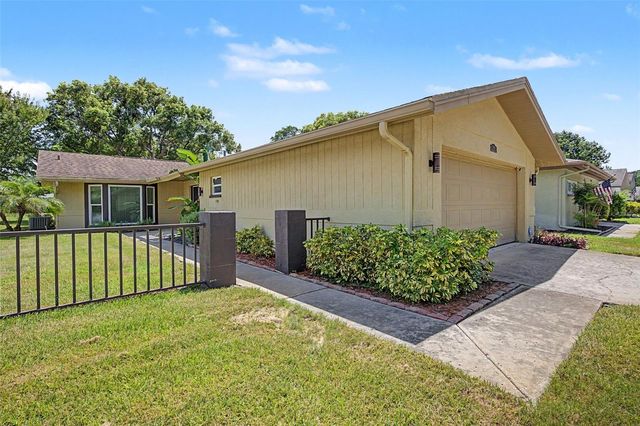 7800 FAIRLAWN DRIVE, Hudson, FL 34667