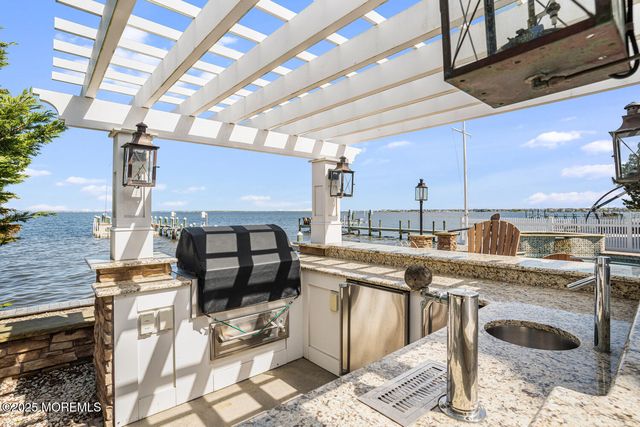 47 Pershing Boulevard, Lavallette, NJ 08735