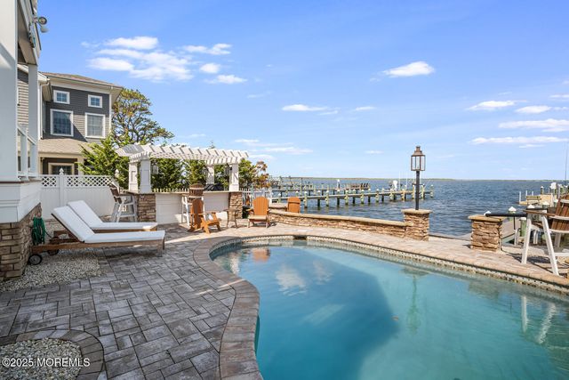 47 Pershing Boulevard, Lavallette, NJ 08735