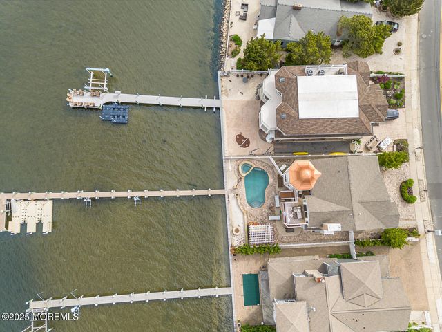 47 Pershing Boulevard, Lavallette, NJ 08735