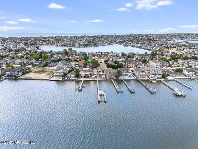 47 Pershing Boulevard, Lavallette, NJ 08735