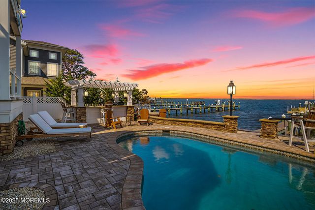 47 Pershing Boulevard, Lavallette, NJ 08735