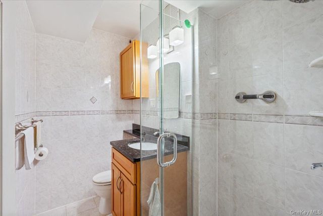 224-24 Union Turnpike 3M, Bayside, NY 11364