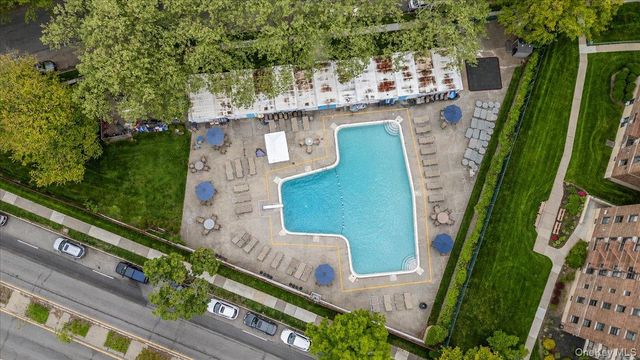 224-24 Union Turnpike 3M, Bayside, NY 11364