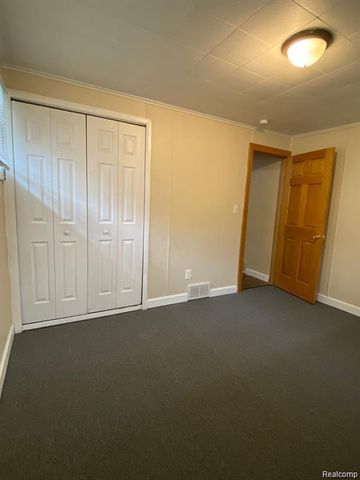 3358 Poplar Avenue, Warren, MI 48091