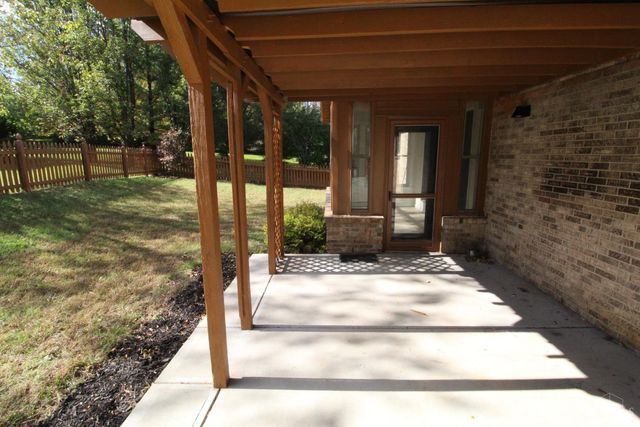 1235 Bruton Parish Way, Fairfield, OH 45014