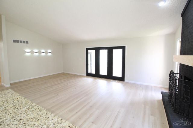 1235 Bruton Parish Way, Fairfield, OH 45014