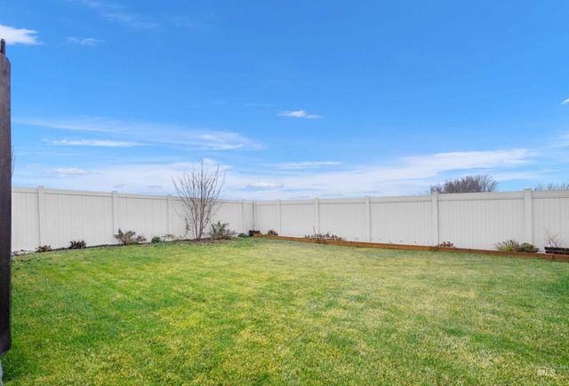 15423 N Shiko Way, Nampa, ID 83651