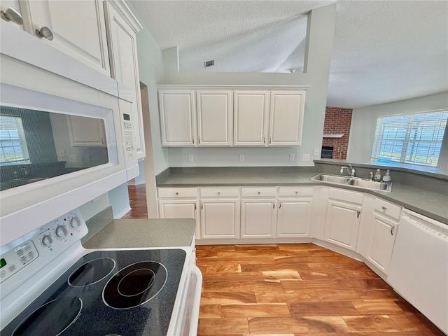 12 EASTMOOR LANE, Palm Coast, FL 32164