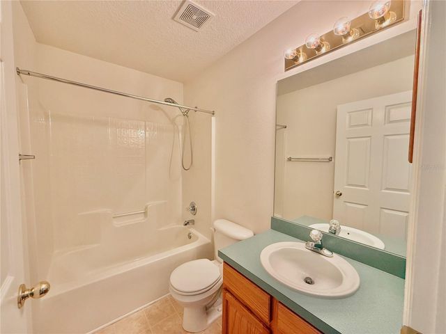 12 EASTMOOR LANE, Palm Coast, FL 32164