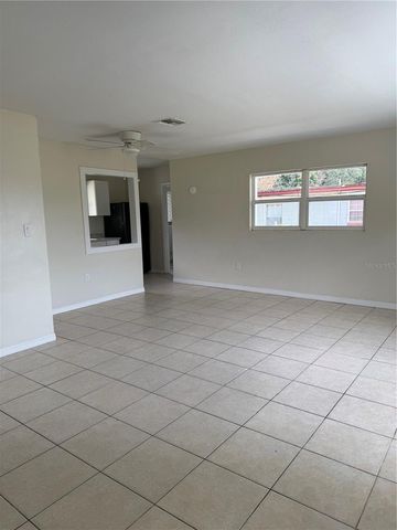 143 W MARTIN STREET, Apopka, FL 32712