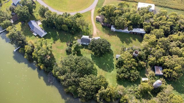 11742 Sunset Circle, Hutchinson, MN 55350