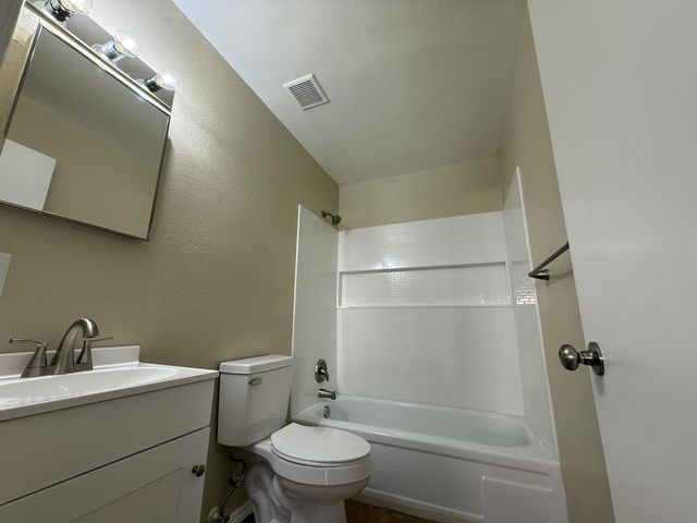 3404 Corona Drive NW, Albuquerque, NM 87120