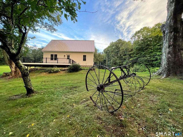 15 North Brook Street, Hampton, CT 06247