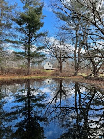 15 North Brook Street, Hampton, CT 06247