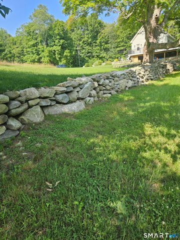 15 North Brook Street, Hampton, CT 06247
