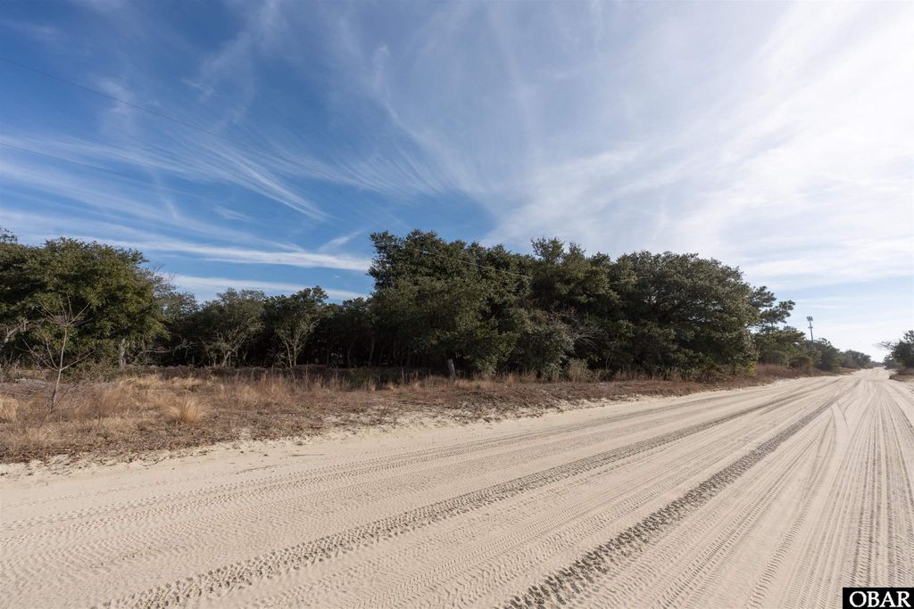 Image 17 of property listing at 2209 Ocean Pearl Road Lot #8, Corolla, NC 27927