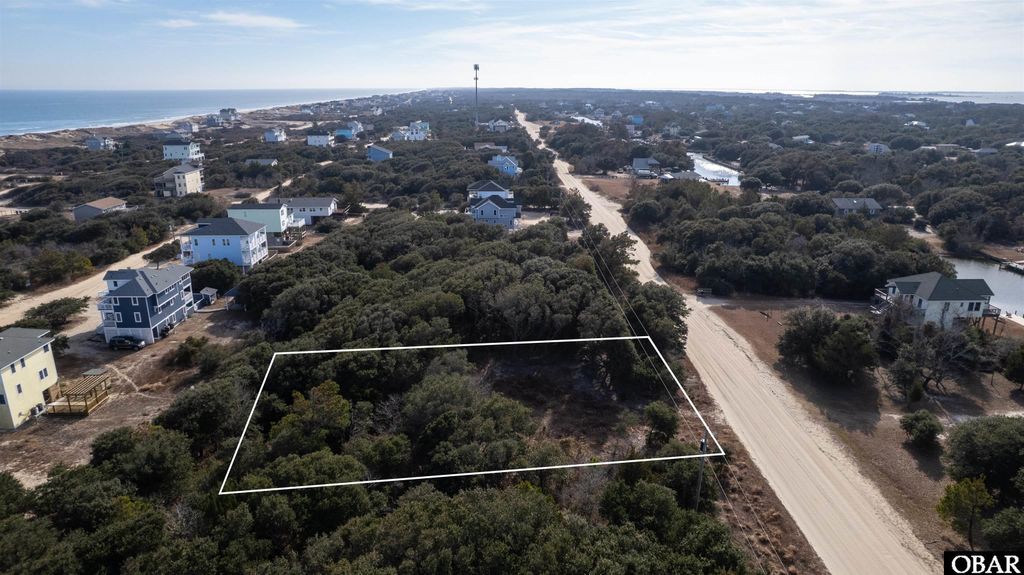 Image 5 of property listing at 2209 Ocean Pearl Road Lot #8, Corolla, NC 27927