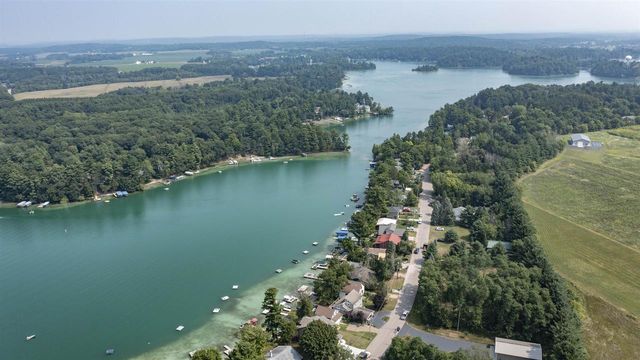 E1396 GRANDVIEW ROAD, Waupaca, WI 54981