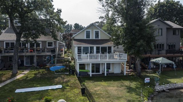 E1396 GRANDVIEW ROAD, Waupaca, WI 54981