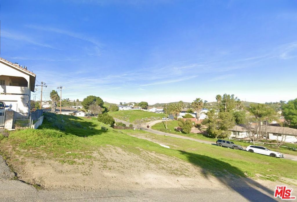 Image 3 of property listing at 0 Casa Bonita, Menifee, CA 92587
