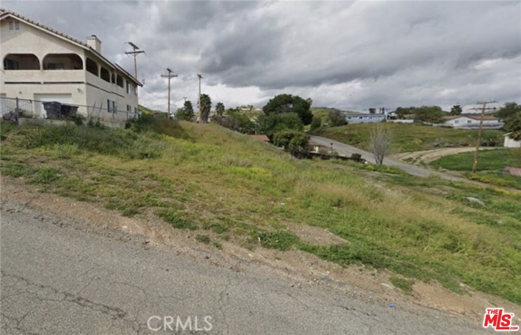 Image 7 of property listing at 0 Casa Bonita, Menifee, CA 92587
