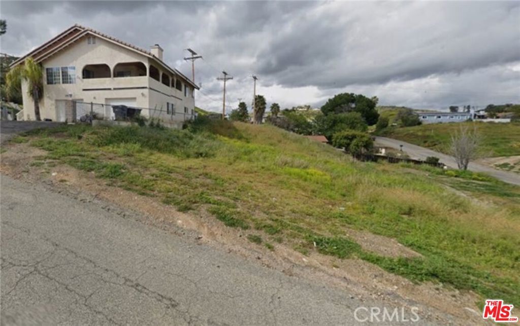 Image 8 of property listing at 0 Casa Bonita, Menifee, CA 92587