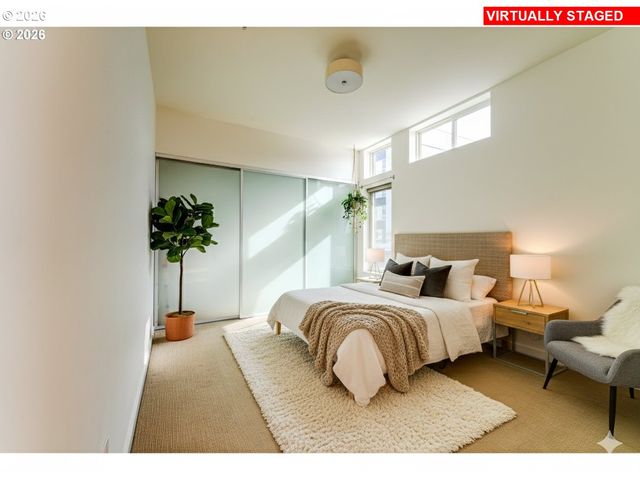 1455 N KILLINGSWORTH St 211, Portland, OR 97217