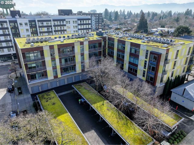 1455 N KILLINGSWORTH St 211, Portland, OR 97217