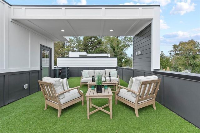 3960 Clairmont Road, Chamblee, GA 30341