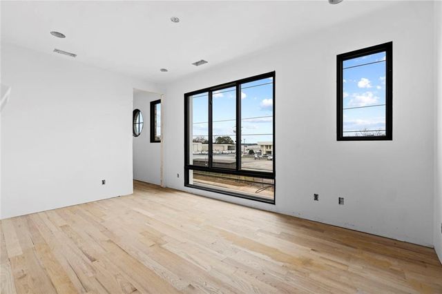 3960 Clairmont Road, Chamblee, GA 30341