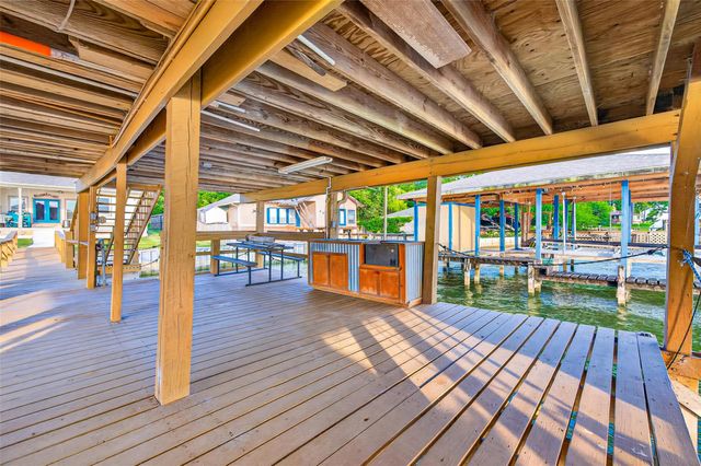 200 Little Dove, Livingston, TX 77351