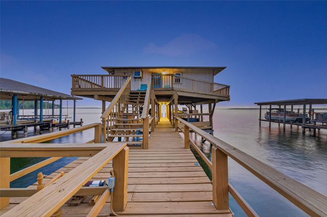 200 Little Dove, Livingston, TX 77351