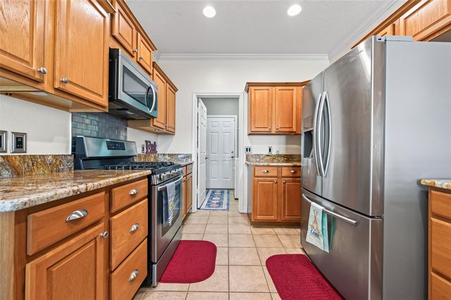 200 Little Dove, Livingston, TX 77351