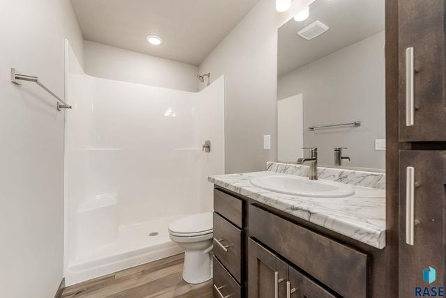 704 N Independent St Street, Lennox, SD 57039